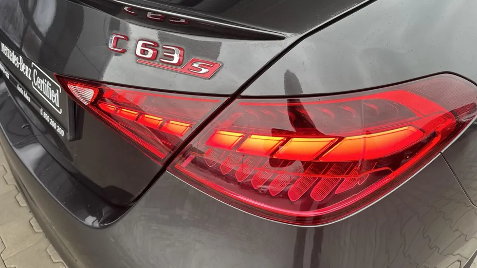 MERCEDES-BENZ C Klasa AMG C 63 S E Performance PHEV 4-Matic