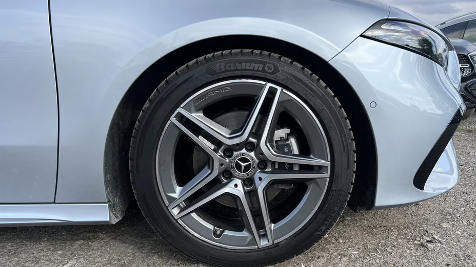 MERCEDES-BENZ A Klasa A 200 AMG Line 7G-DCT