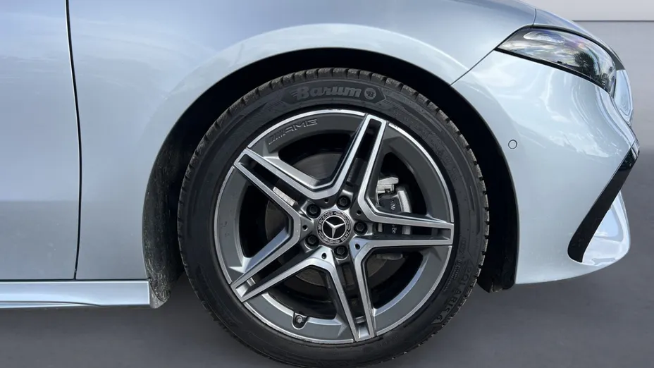 MERCEDES-BENZ A Klasa A 200 AMG Line 7G-DCT