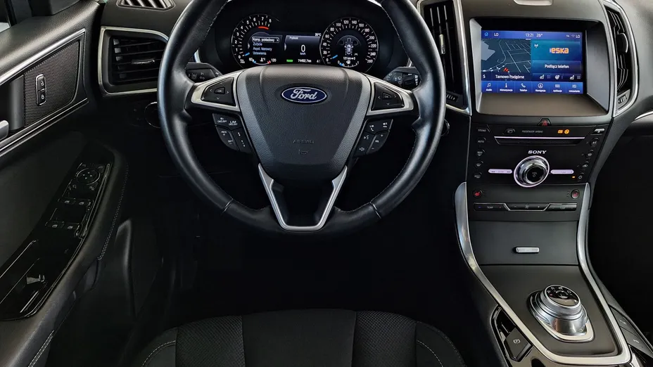 FORD S-MAX S-MAX 2.5 Hybrid Titanium CVT 7os.