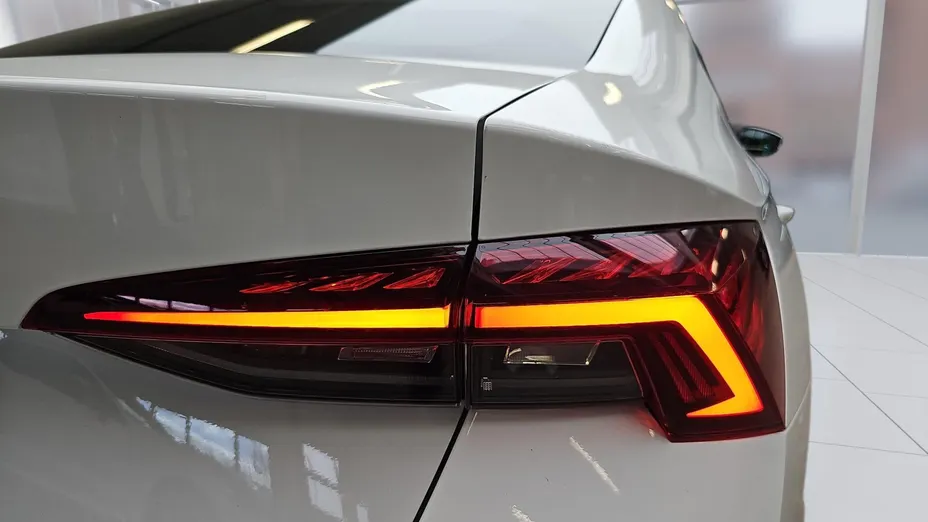 SKODA Octavia Octavia 2.0 TDI Ambition DSG