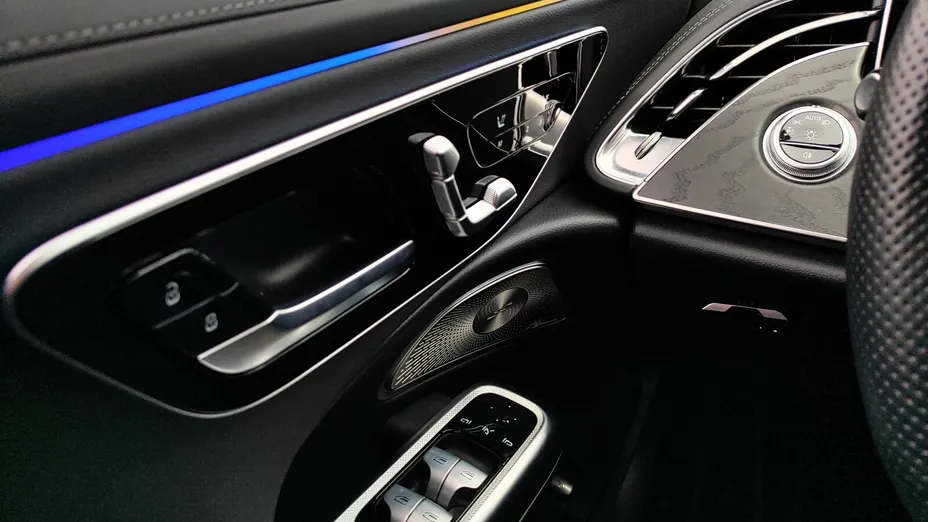 MERCEDES-BENZ E Klasa E 220 d mHEV Exclusive 9G-Tronic