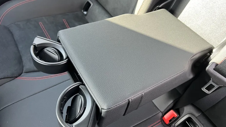 MERCEDES-BENZ A Klasa A 200 AMG Line 7G-DCT