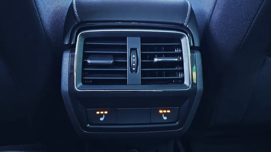 SKODA Karoq Karoq 2.0 TDI SCR 4x4 Style DSG