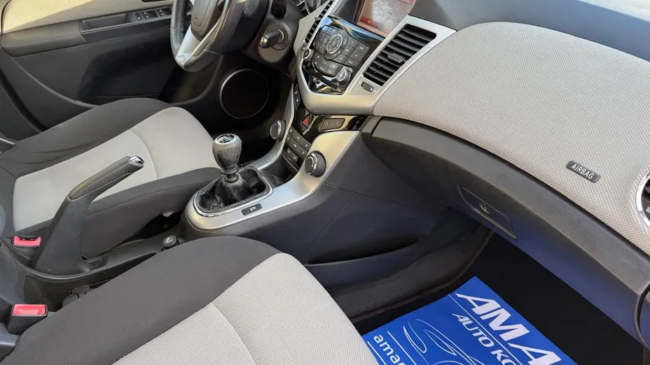 CHEVROLET Cruze -