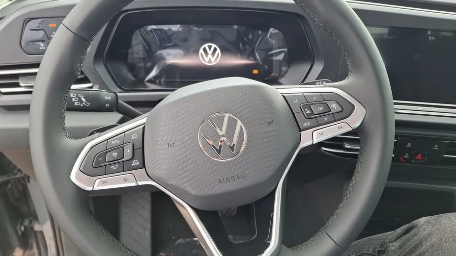 VOLKSWAGEN Caddy osobowy Caddy 2.0 TDI Dark Label DSG Nowy