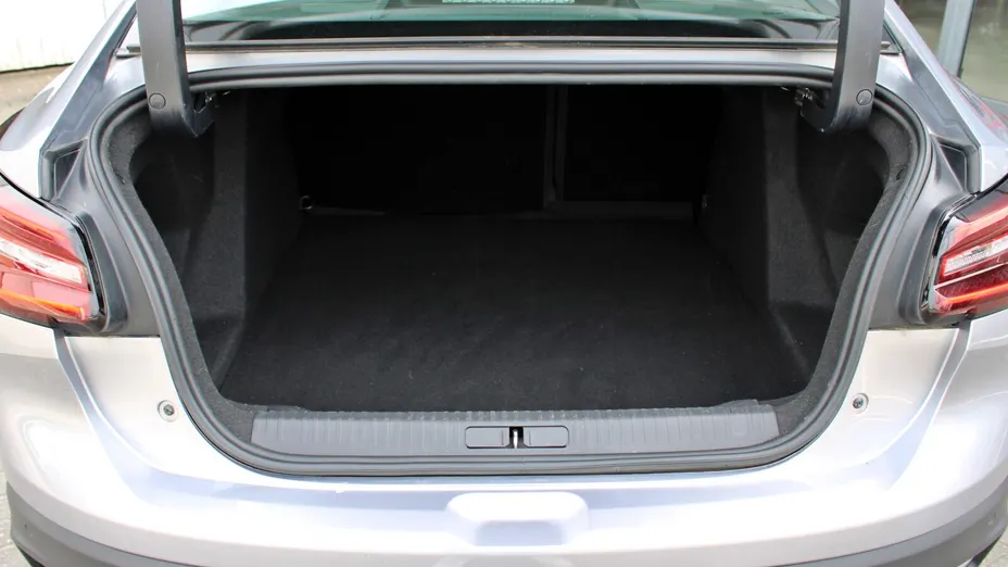 CITROEN C4 X C4 X 1.2 PureTech Shine Pack S&S EAT8