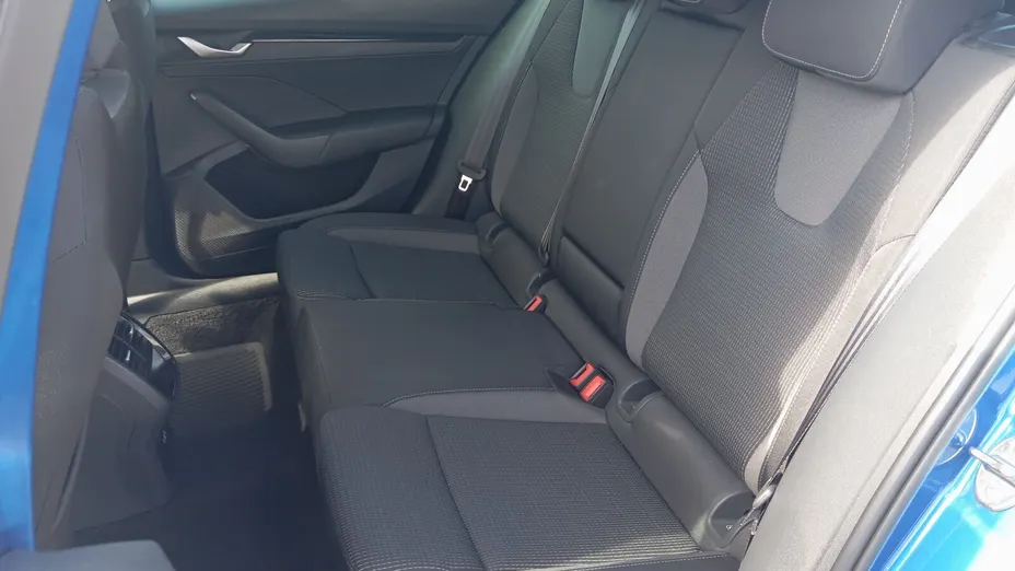 SKODA Octavia Octavia 1.5 TSI mHEV Selection DSG
