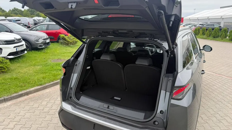 PEUGEOT 5008 5008 1.2 PureTech mHEV GT Exclusive S&S e-DCS6 Nowy
