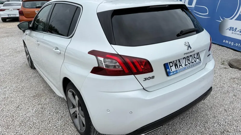 PEUGEOT 308 -