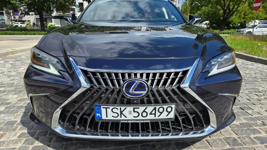 LEXUS ES -