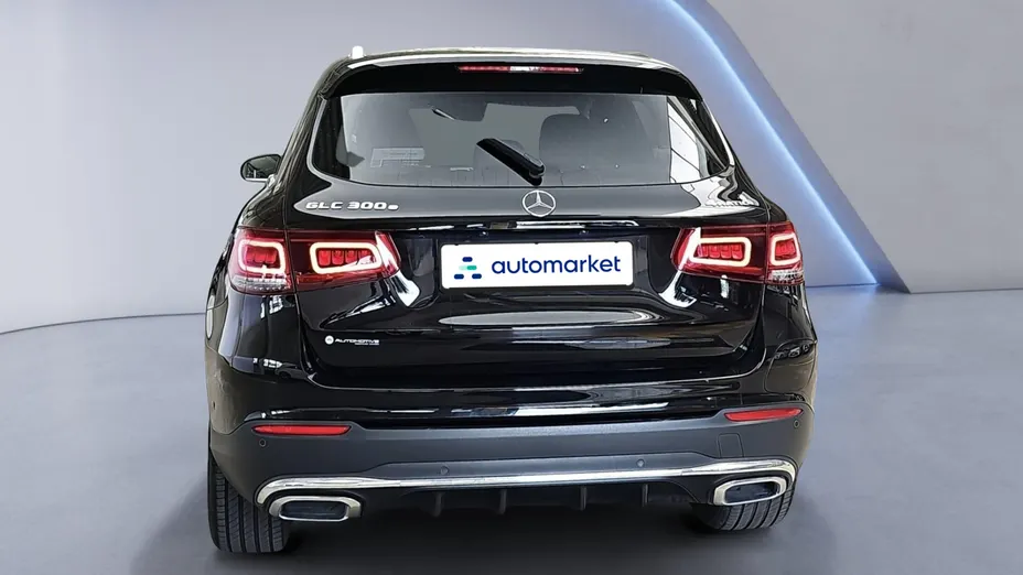MERCEDES-BENZ GLC GLC 300 e 4-Matic