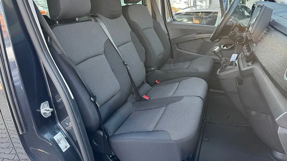 RENAULT Trafic Trafic 2.0 dCi L2H1 HD Extra