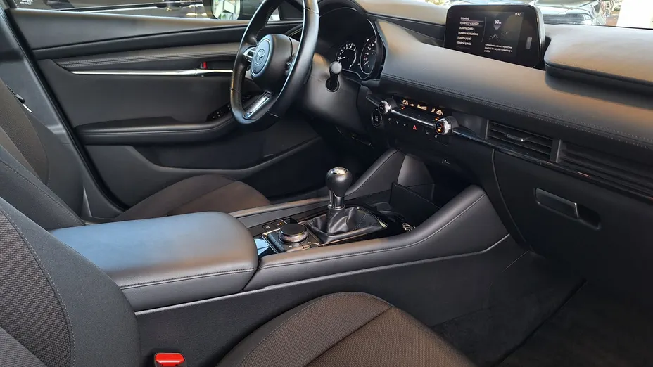 MAZDA 3 3 2.0 mHEV Hikari