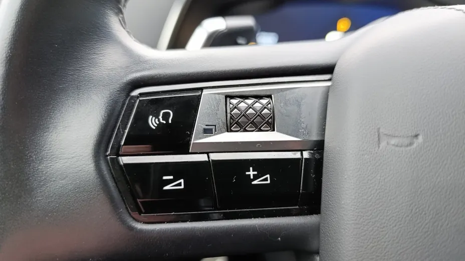 DS DS7 DS 7 1.6 PureTech Rivoli aut