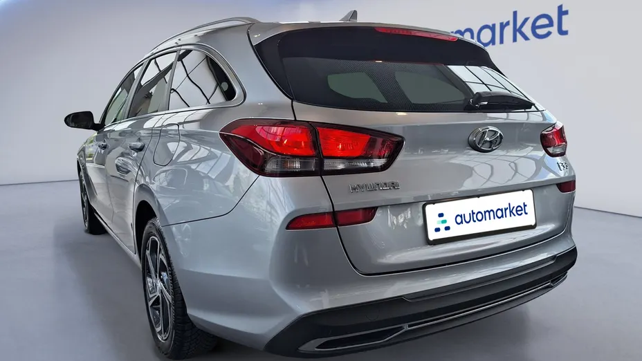 HYUNDAI i30 i30 1.6 D Comfort DCT