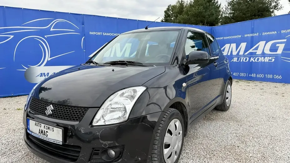 SUZUKI Swift -