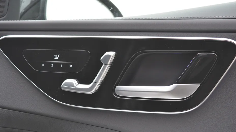 MERCEDES-BENZ C Klasa C 180 mHEV AMG