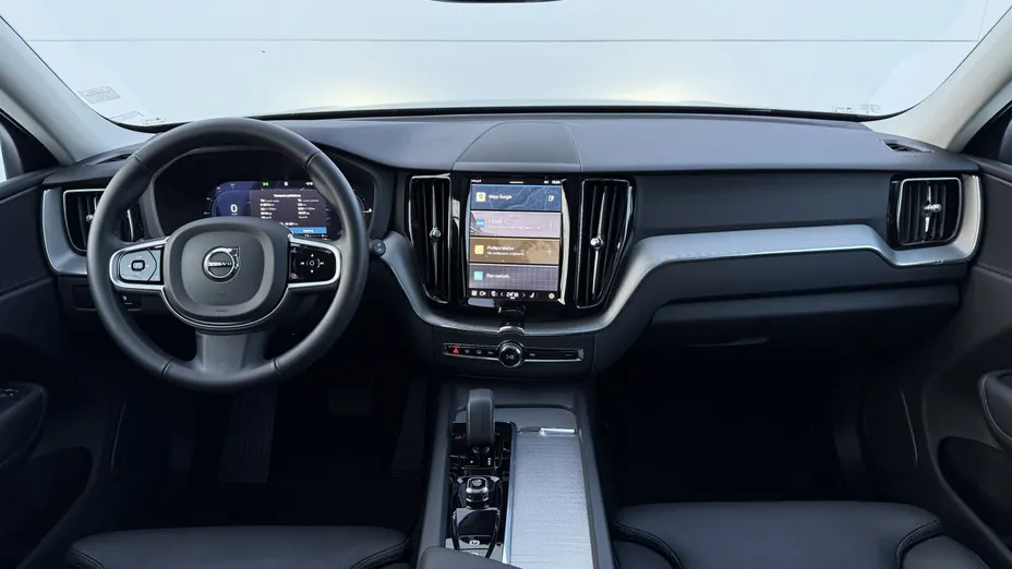 VOLVO XC60 XC60 T6 Plug-In Hybrid AWD Plus Bright aut