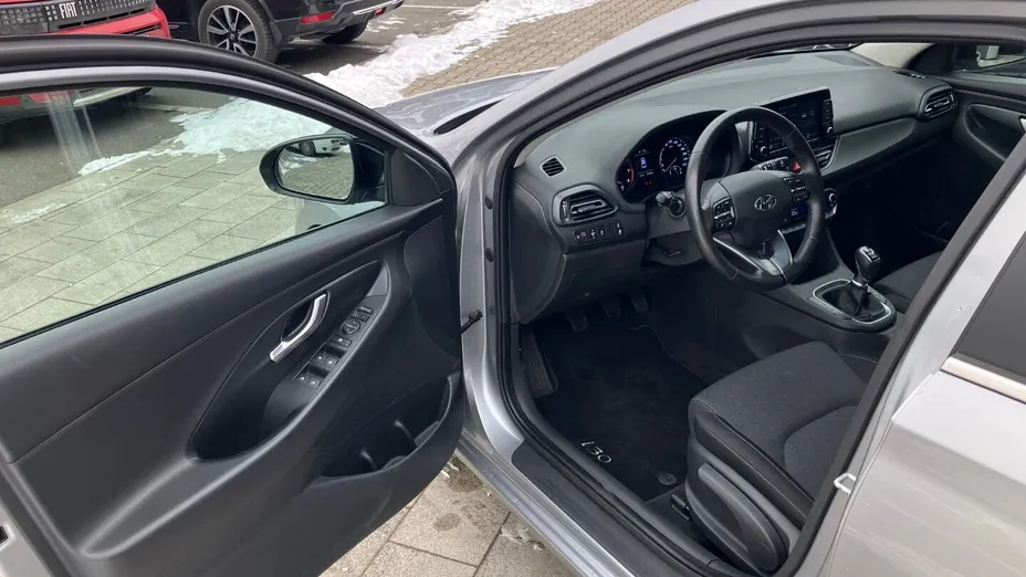 HYUNDAI i30 i30 1.0 T-GDI Smart