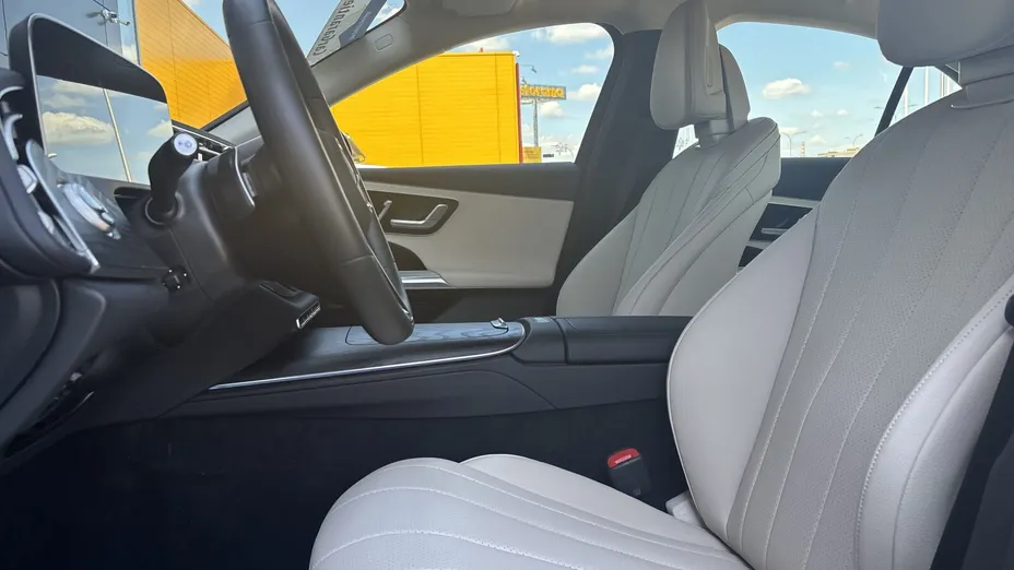MERCEDES-BENZ E Klasa E 220 d mHEV 4-Matic Avantgarde 9G-Tronic