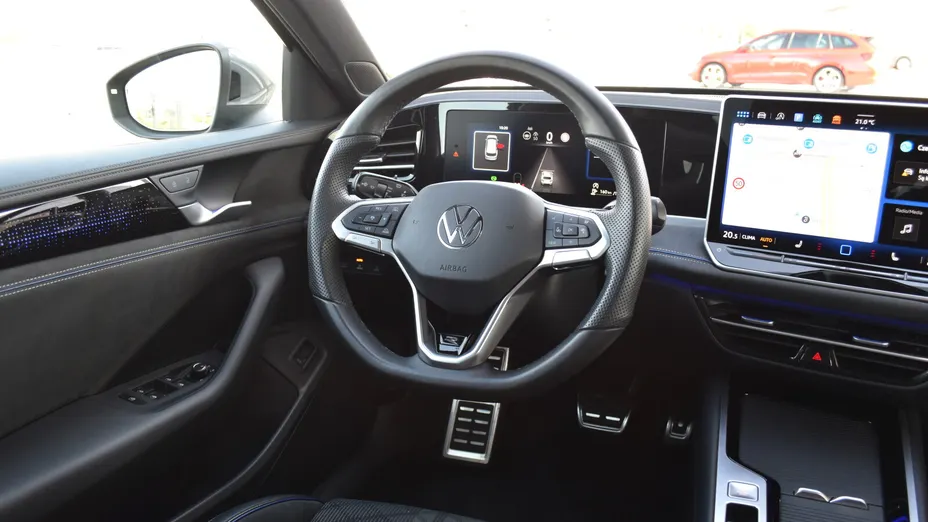 VOLKSWAGEN Passat Passat 2.0 TDI SCR R-Line DSG