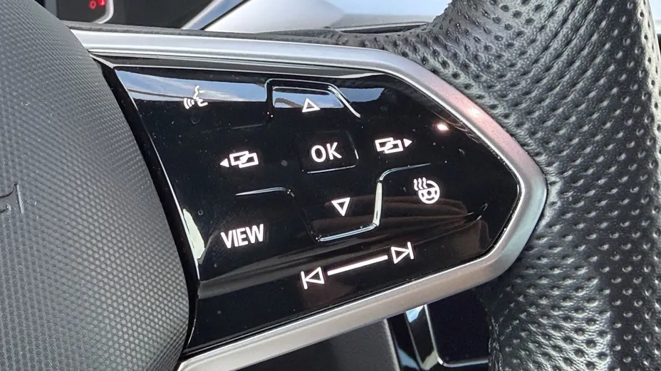 VOLKSWAGEN Arteon -