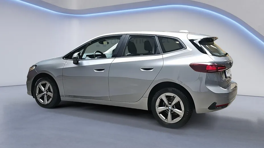 BMW Seria 2 218i aut