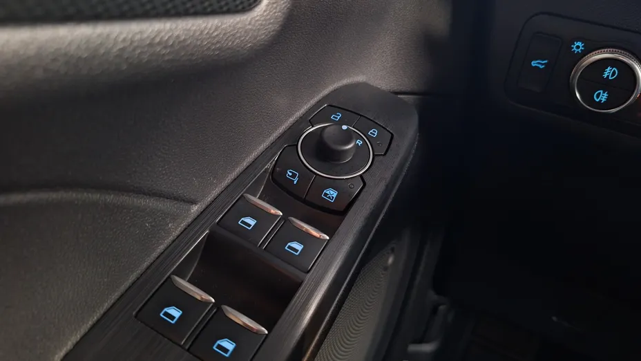 FORD Kuga Kuga 2.5 FHEV FWD ST-Line X