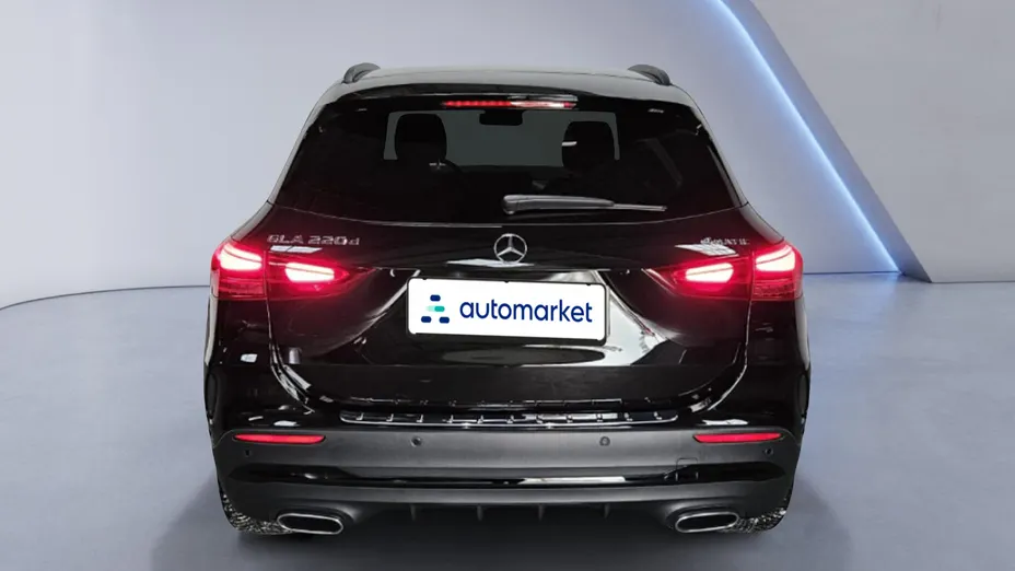 MERCEDES-BENZ GLA GLA 220 d 4-Matic AMG Line 8G-DCT