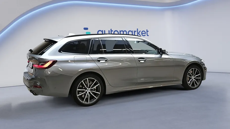 BMW Seria 3 330i xDrive aut