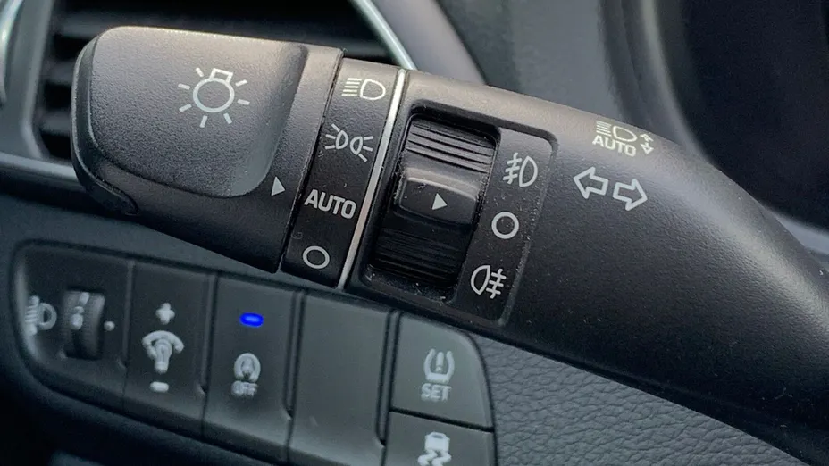 HYUNDAI i30 i30 1.0 T-GDI Modern
