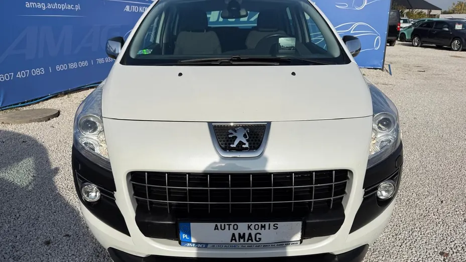 PEUGEOT 3008 -