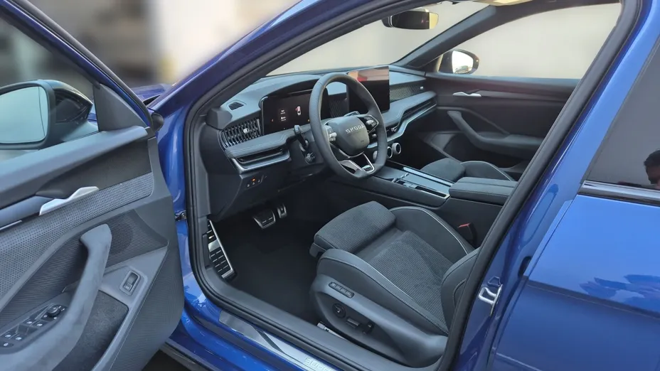 SKODA Superb Superb 2.0 TSI Sportline DSG Nowy