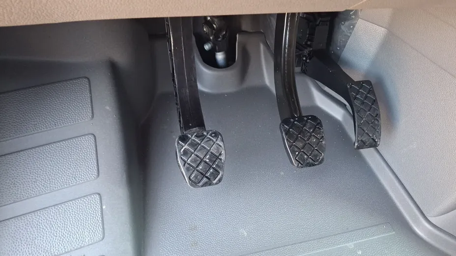 VOLKSWAGEN Crafter Crafter 35 BiTDI (11,3m3) Nowy