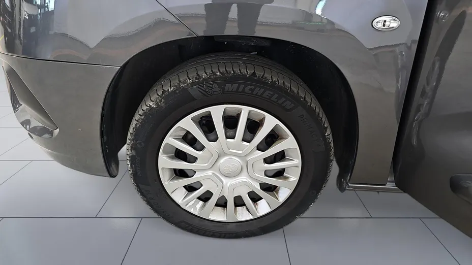 TOYOTA Proace City Verso Proace City Verso Long 1.5 D-4D Business