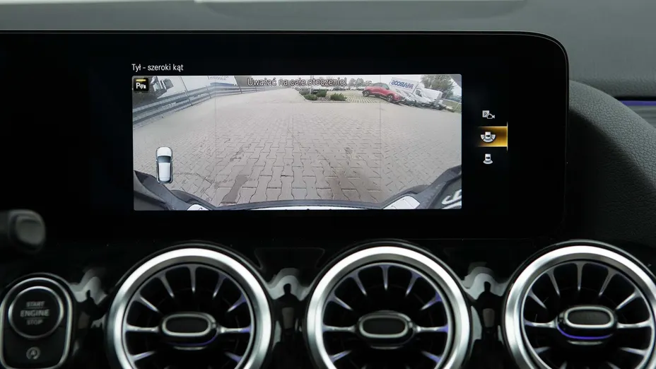 MERCEDES-BENZ GLA GLA 200 Progressive