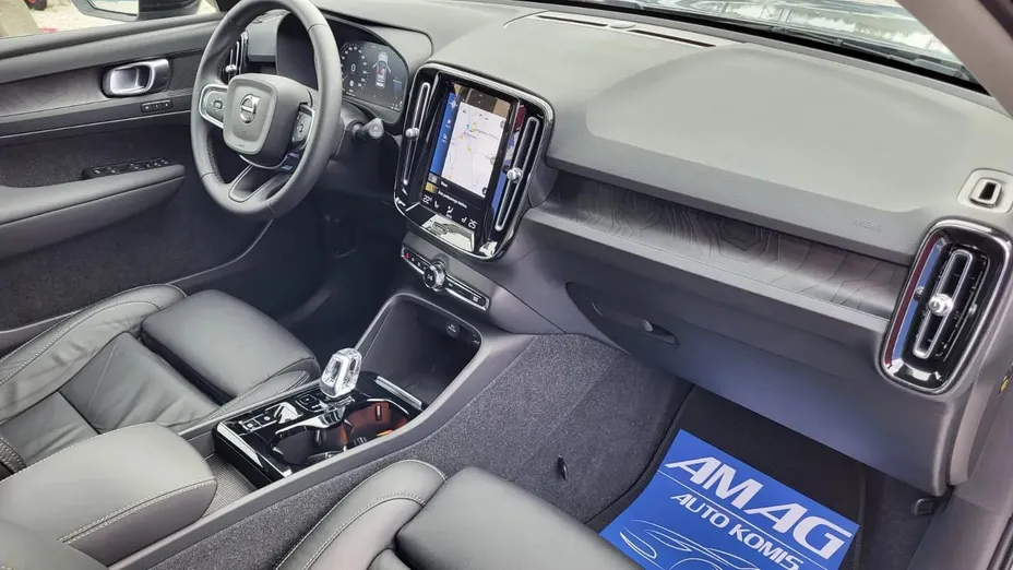 VOLVO XC40 XC40 T4 Plug-In Hybrid Core aut