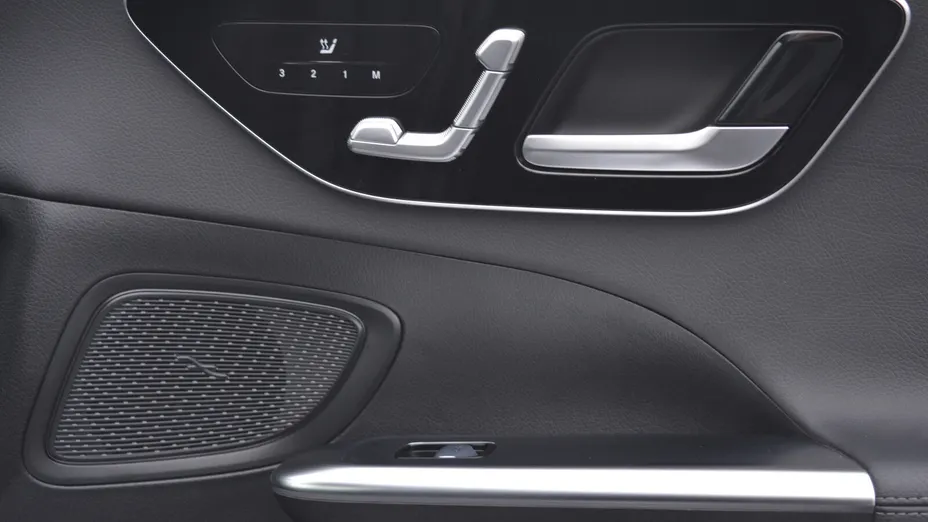 MERCEDES-BENZ C Klasa C 200 mHEV 4-Matic