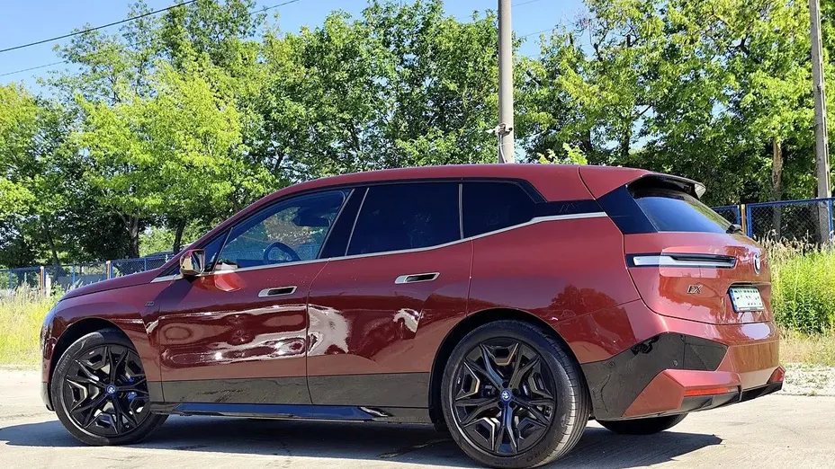 BMW iX iX M60 111.5kWh
