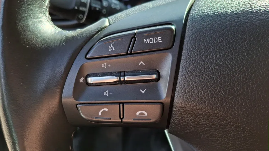 HYUNDAI i30 i30 1.5 T-GDI 48V Smart