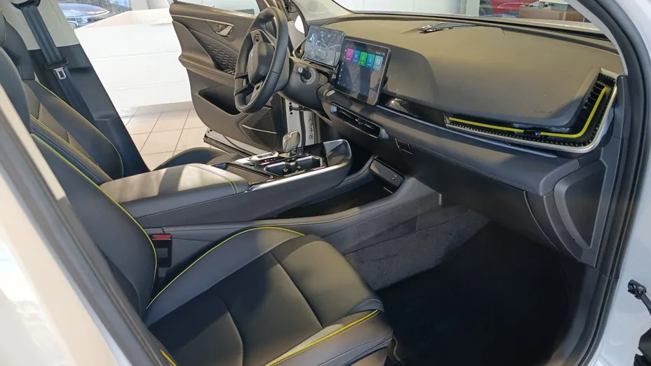 BAIC Beijing 5 Beijing 5 1.5T Luxury DCT