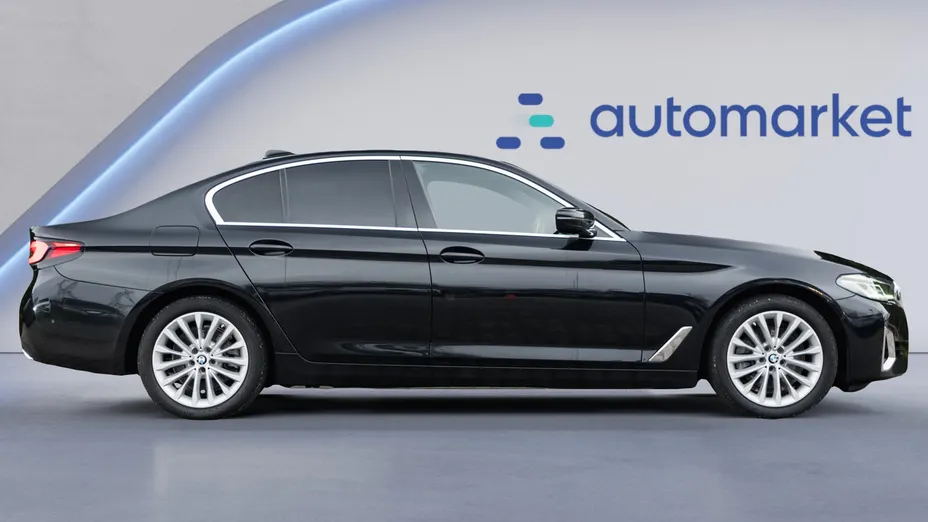 BMW Seria 5 520d xDrive Luxury Line aut