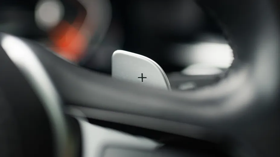 BMW Seria 5 520d xDrive Luxury Line aut