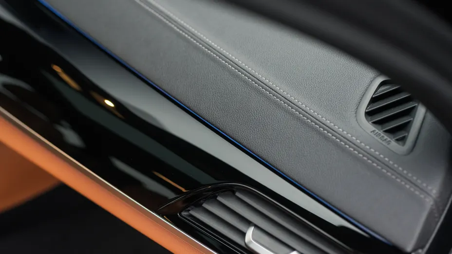 BMW Seria 5 520d xDrive Luxury Line aut