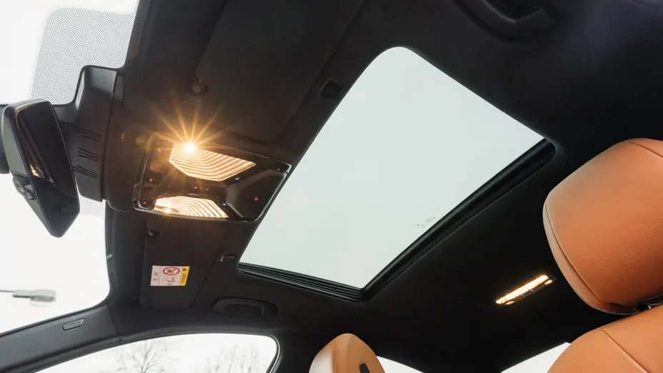 BMW Seria 5 520d xDrive Luxury Line aut