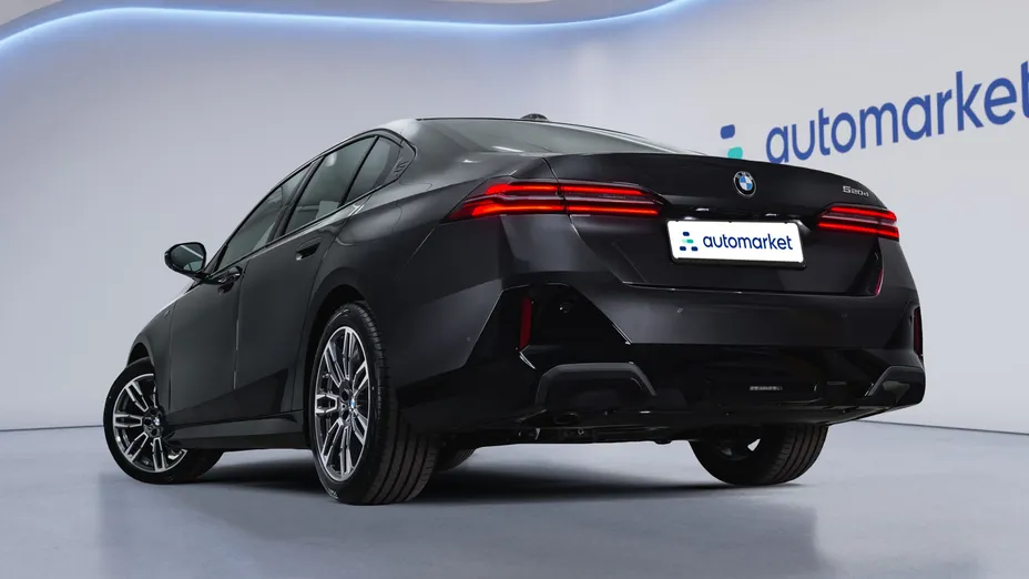 BMW Seria 5 520d mHEV M Sport aut Nowy