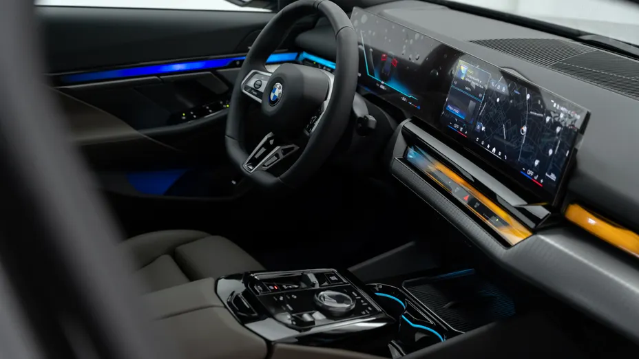 BMW Seria 5 520d mHEV M Sport aut Nowy