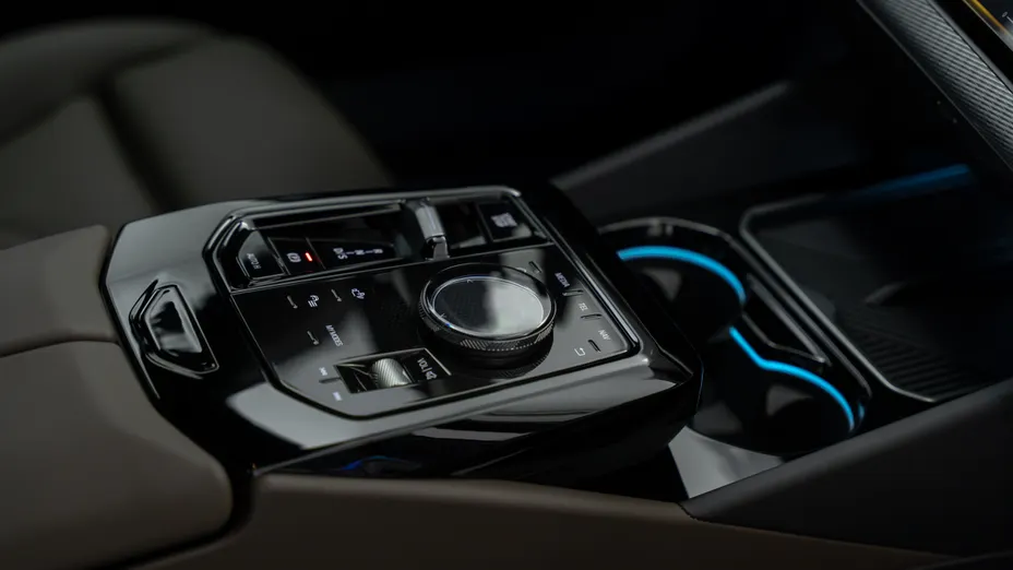 BMW Seria 5 520d mHEV M Sport aut Nowy