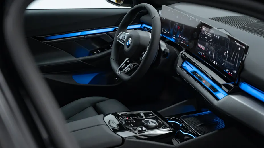 BMW Seria 5 520d mHEV M Sport aut Nowy